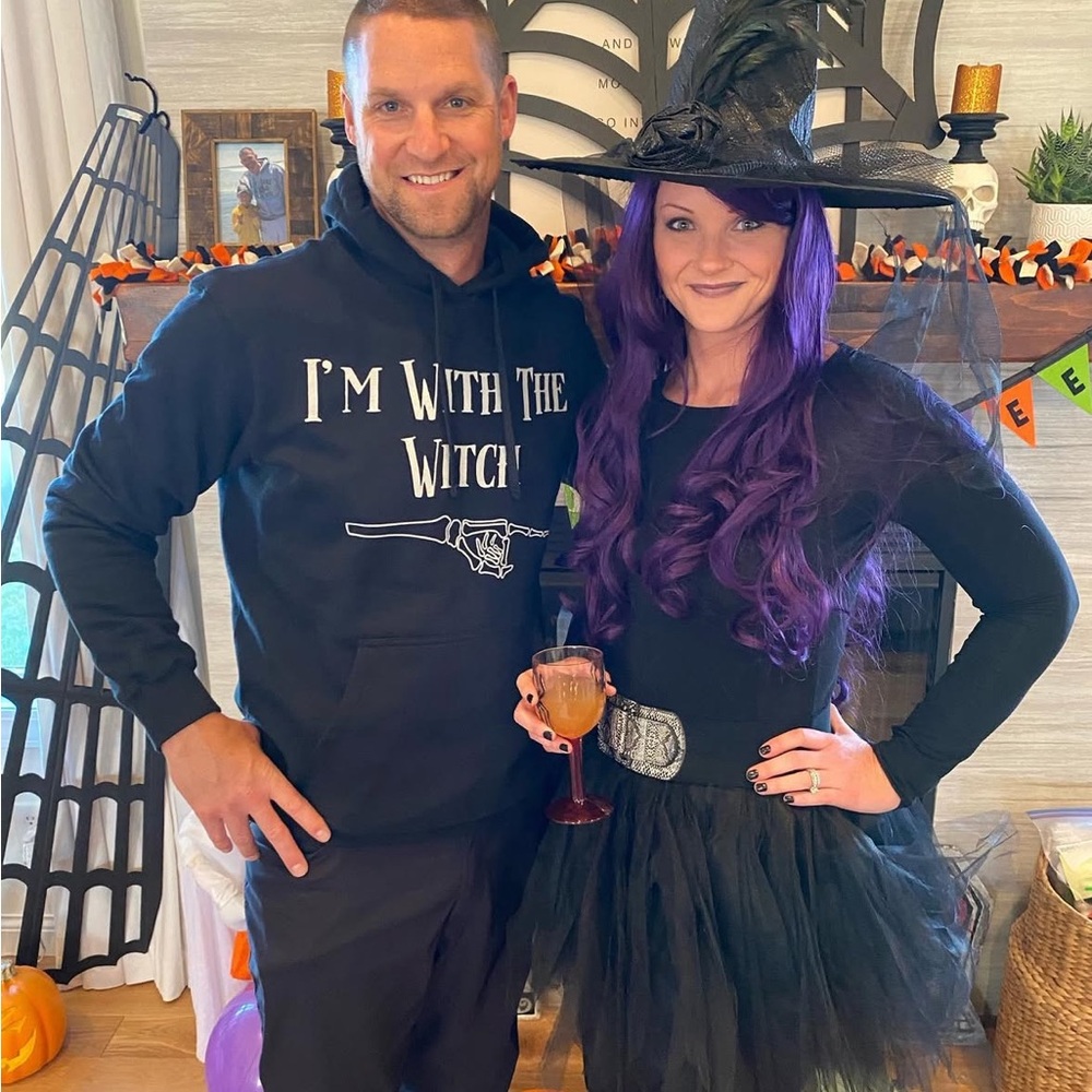 EUC, Men’s “I’m with the witch” sweatshirt, Size  L